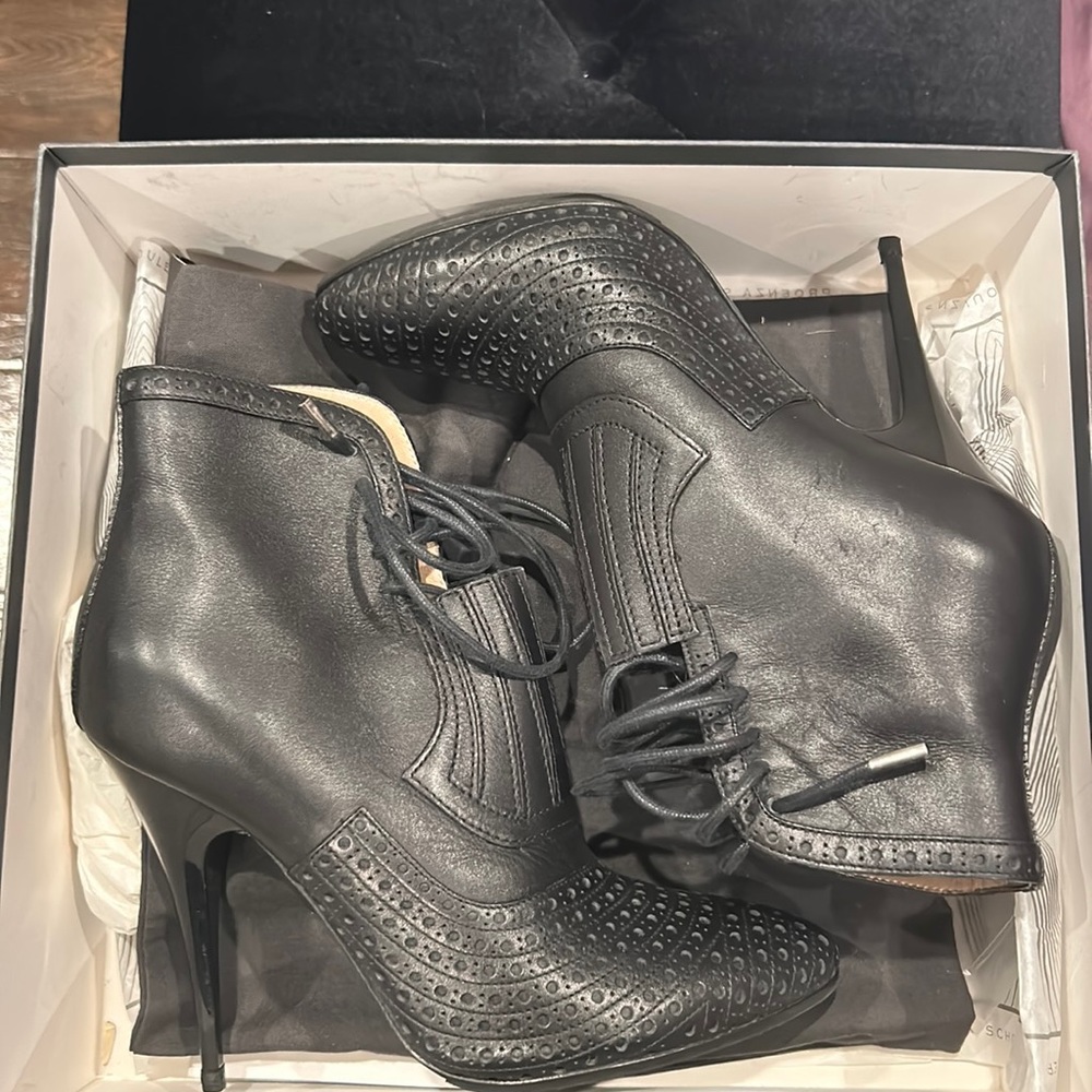 Italian leather heel boots
